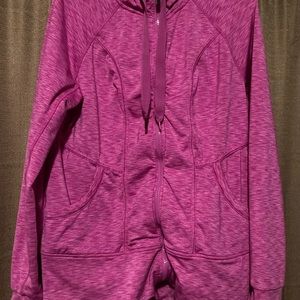 FALL 🍁 WINTER ❄️ cozy, heavy, stretchy, sweatshirt with full hood…